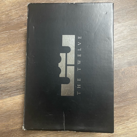 Boys Lebron Xll - Picture 3 of 11